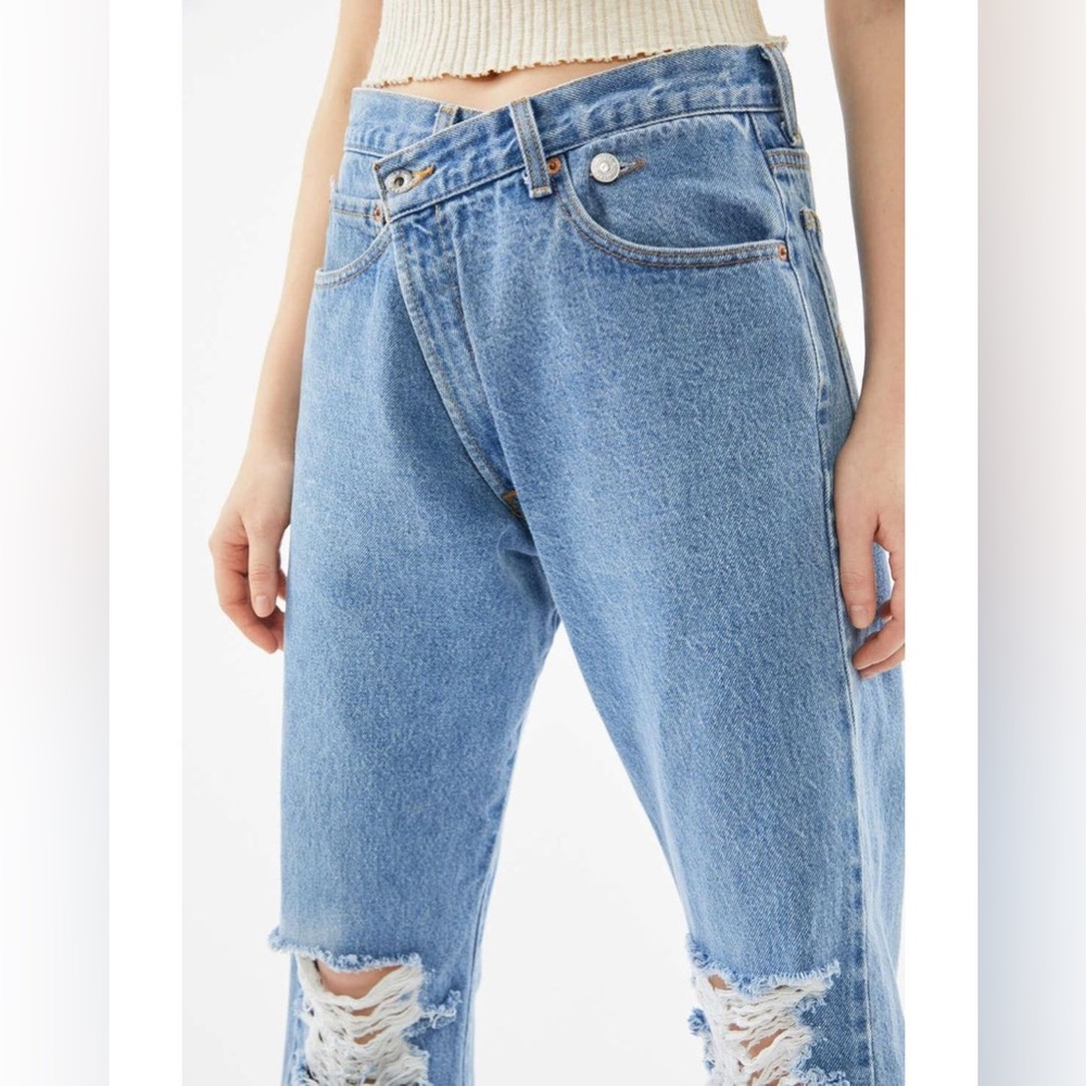 Levi's Urban Renewal Regular Fit Crossover Baggy Jean - Picture 2 of 10